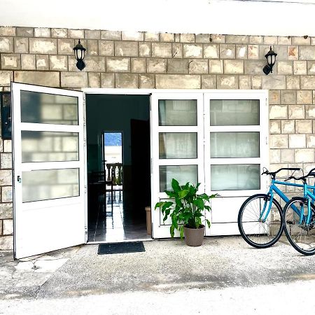 Apartment Vladan Kotor Exterior photo